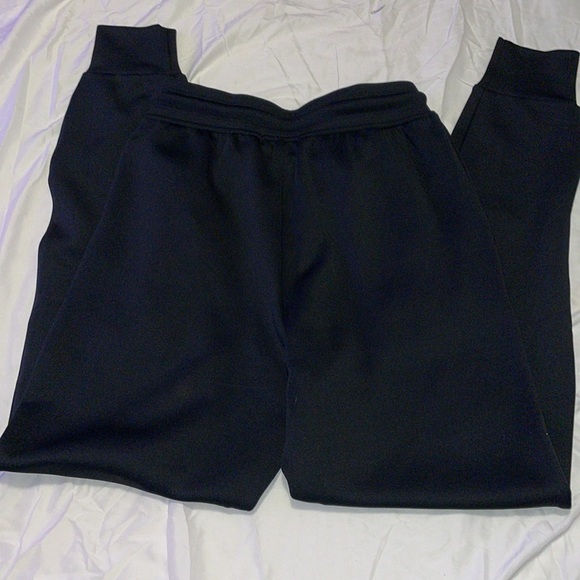 BNWT. Good American black joggers. Drawstring with pockets. Size 1 - Picture 3 of 7